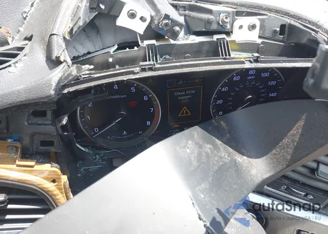 2015 Hyundai Sonata Limited z USA, uszkodzony, nr VIN 5NPE34AFXFH060791